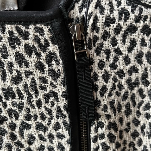 Joie xs jacket in animal print with leather detailing, offset zipper close. - Picture 6 of 9